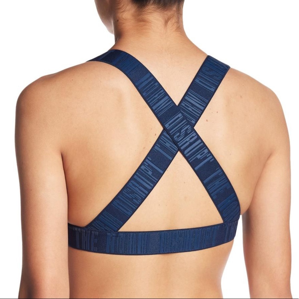 Lime and Vine - Harley Deep v-neck sports bra